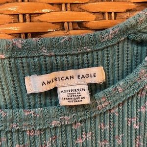 Short Sleeved American Eagle Outfitters Floral Green Top